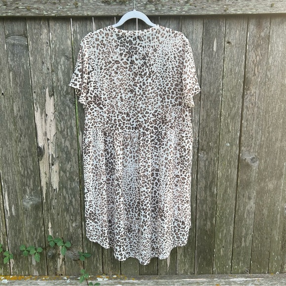 Torrid Hi Low Tunic Button Up Tunic Size 1 - Picture 5 of 5